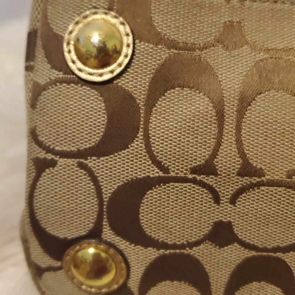 Authentic Coach purse - Picture 13 of 16
